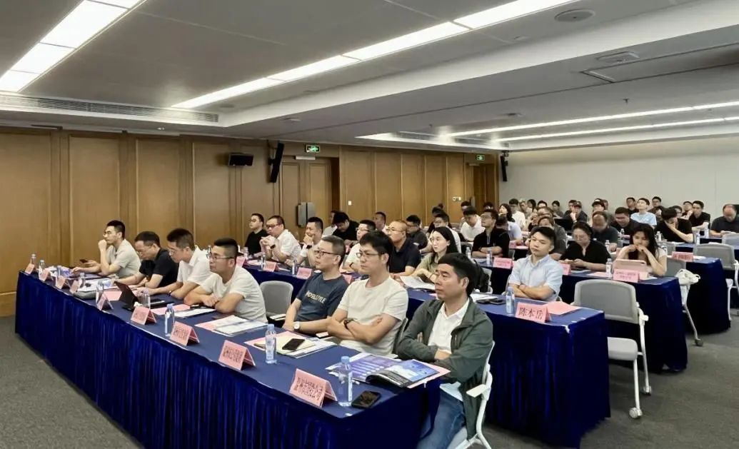 1752569459217984.jpg 22.jpg